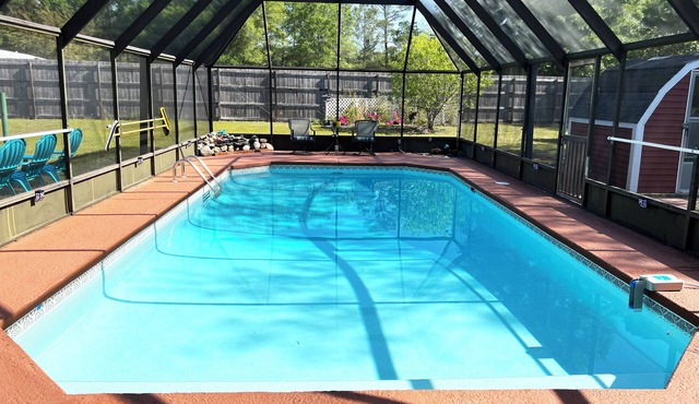 Serene Home with PRIVATE Pool - Near Beaches - Dog Friendly - Firepit&Large Yard