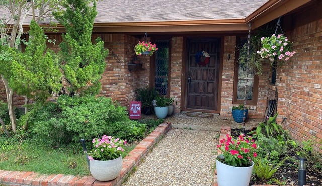 Serene House with Charm on Golfcourse!