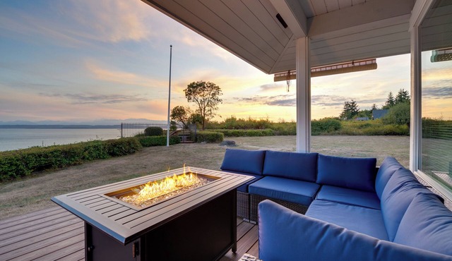 Serene Island Retreat w/Beach Access & Mtn Views!