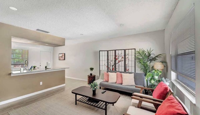 Serene Japandi Getaway, Near Art & Beaches