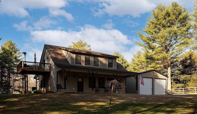 Serene "Lake Access" Home Away From home