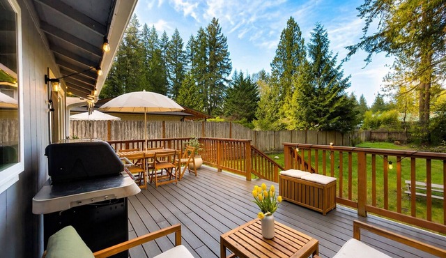 Serene Lake Home w/Canoe & Big Forested Yard