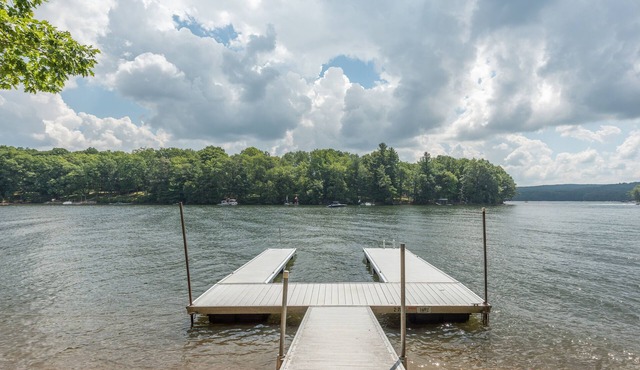 Serene Lakefront Chalet w/Dock Hot Tub & Fire Pit