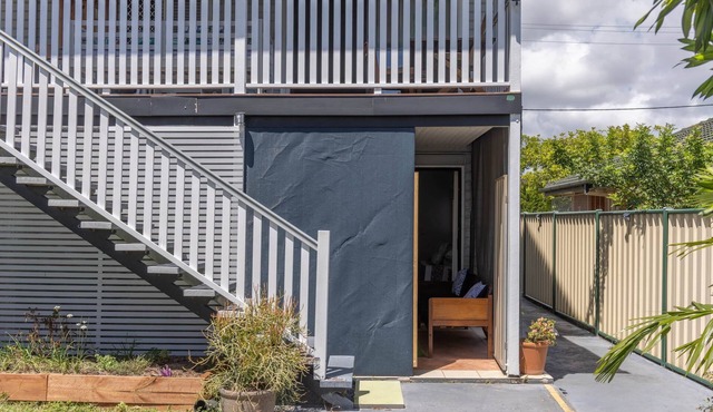 Serene loft - close to Airport