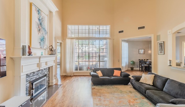 Serene luxury/10 min to DFW, Great for Families