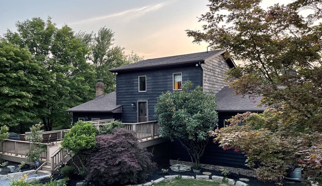 Serene Mountaintop Cabin - Pool, Hot Tub [Fall-Spring], Infrared Sauna