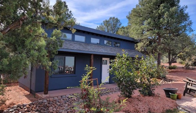 Serene New Build,1 bdrm guesthouse in Red Rock Country in W. Sedona