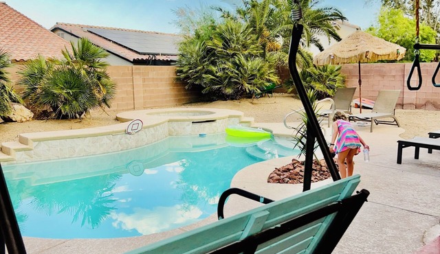 Serene Oasis: Luxurious 4-Bedroom Retreat with Private Pool