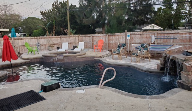 Serene Oasis: Saltwater Pool Home near KSC and Cocoa Beach"n