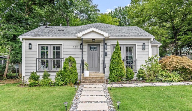 Serene On Maple - Close to DT and U of A