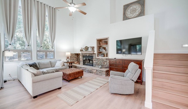 Serene Pine Mountain Club Home w/Pool Access!