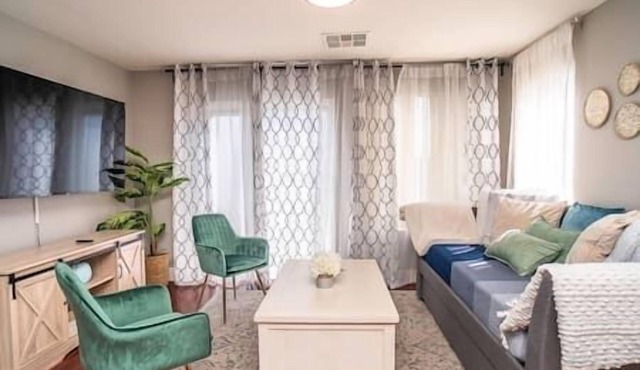 Serene & Private Vegas Home Away from Home!