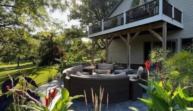 Serene property close to EAA