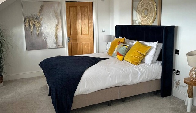 Serene Retreat King Room Penarth