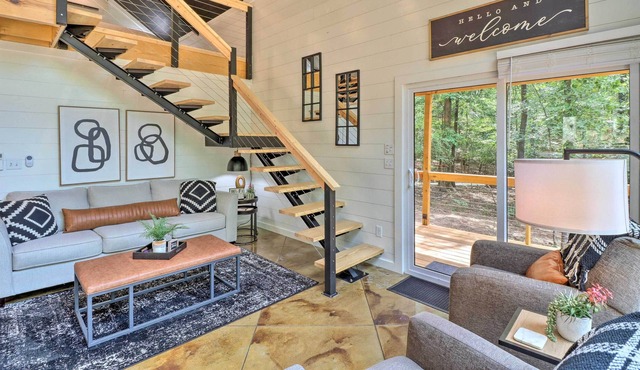 Serene Shirley Cabin w/ Lake Access + Boat Launch!