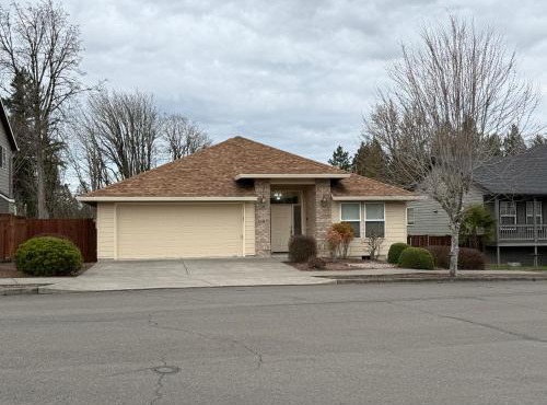 Serene Suburban Home Near Portland