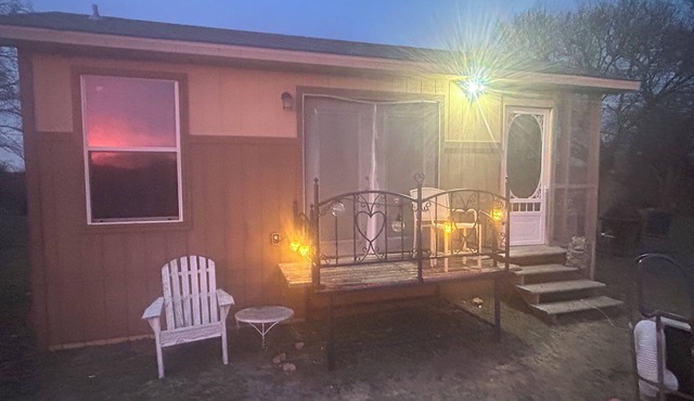 Serene Tiny Home Retreatn