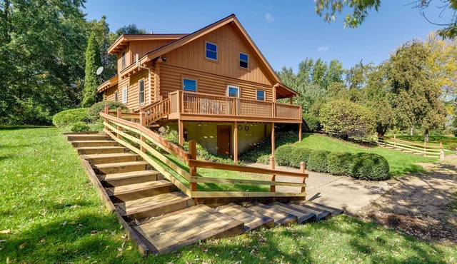 Serene Twin Lakes Cabin w/ Fire Pit & Fireplace!
