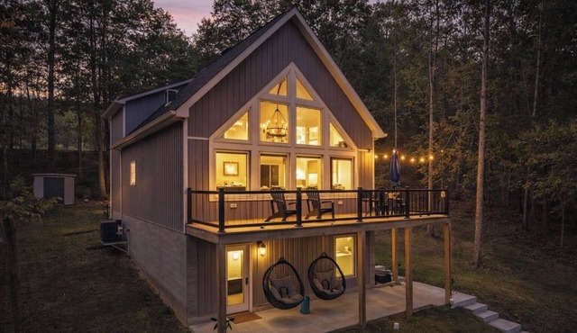 Serene Views, Hot Tub, Sauna, Movie Theater, & Game Room