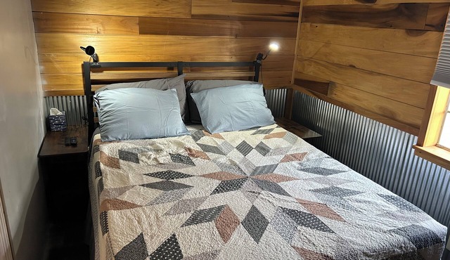 Serene villa with AC in charming Marion