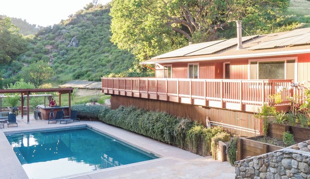 Serene Vineyard Chateau with Pool, Hot Tub, BBQ