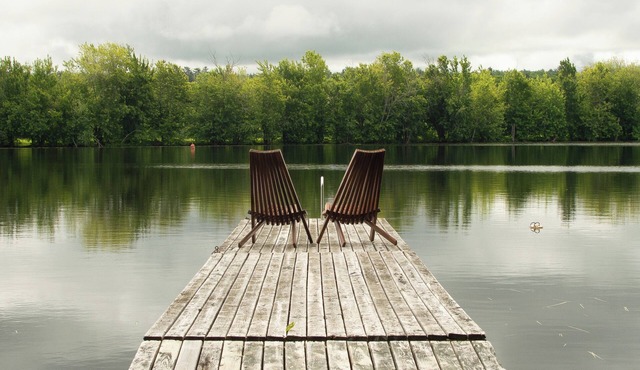 Serene Waterfront Getaway - Paddle Board Canoe