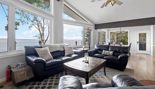 Serene Waterfront Escape On Private Lane