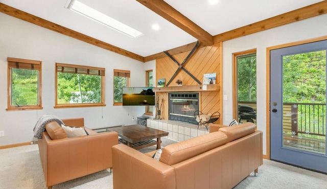 Serene West Vail Home | Surrounded by Nature | Family Friendly | Steps to Bus