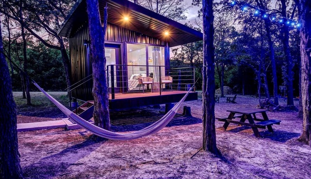 Serene Woodland Cabin Oasis near Trinity River in Texas