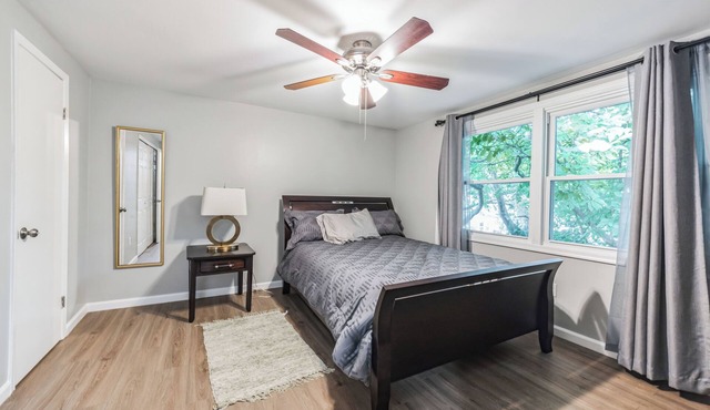 Serenity Awaits: 3-bedroom townhome in lovely Willingboro Township with AC, WiFi