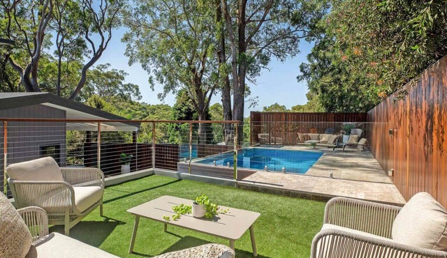 Serenity at Macs by Coast Hosting