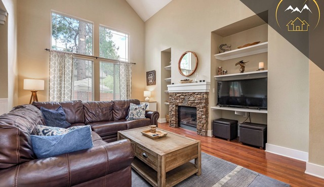 Serenity Awaits: Pine Trees Retreat w/AC and EV