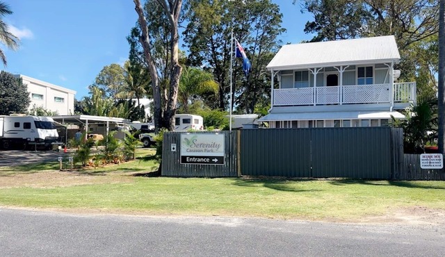 Serenity Beach Cottage - Sleeps 4, WiFi, Air con, Smart TVs, Pet friendly