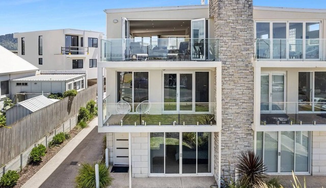 Serenity by the Bay - Apollo Bay