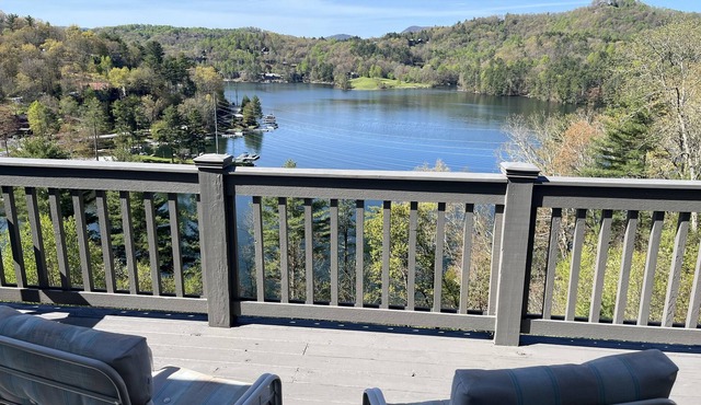 SERENITY BY THE LAKE VILLA