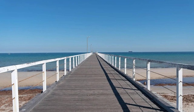 Serenity by the Sea: 4BR Home with beach views