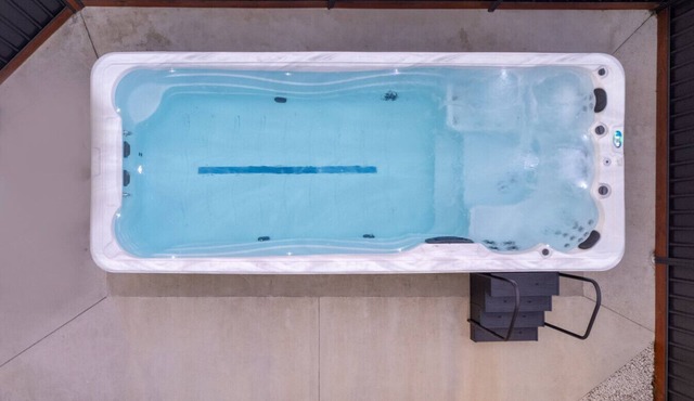 Serenity Estate: Luxury Hunter Valley Acreage - Heated SwimSpa ~ MountainViews ~FirePit ~ Pool Table