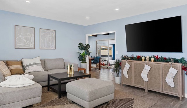 Serenity Haven – Minutes from Disneyland & OC Gems