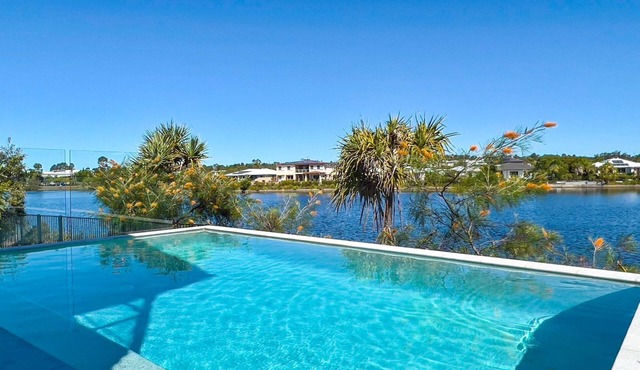 Serenity Lake House - Waterfront Four Bedroom Home