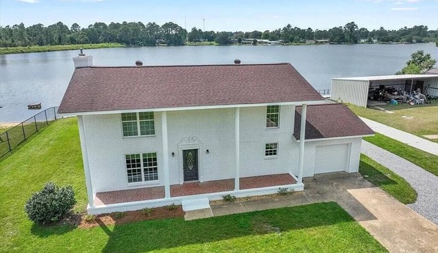 Serenity Lake House