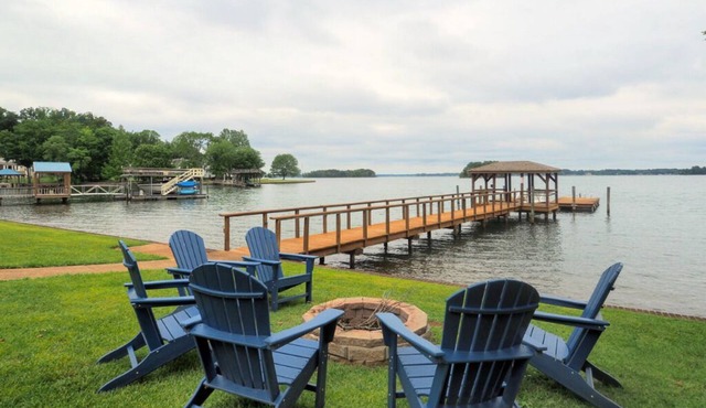 Serenity Now by SoCharm | Lake Norman! Stunning Water Views!