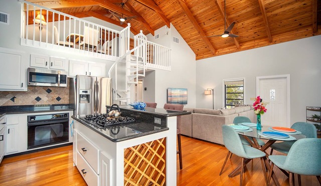 Serenity on San Remo | New dock & custom pool on Big Pine Key