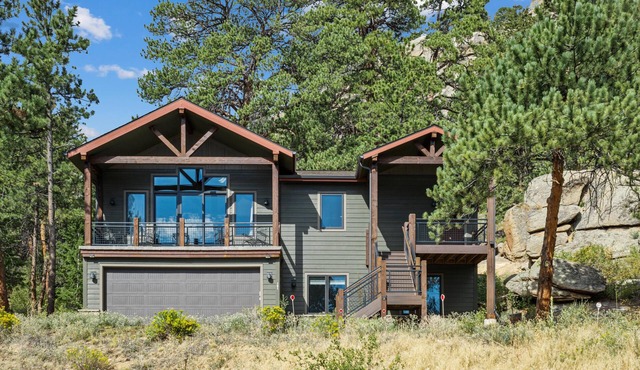 Serenity Pines - 4 bedroom luxury home with AC