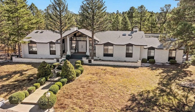 Serenity Pines Luxury Retreat with Indoor Pool!
