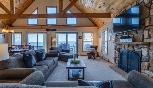 Serenity Place: lake home with hot tub, pool table/game room, and private lakefront