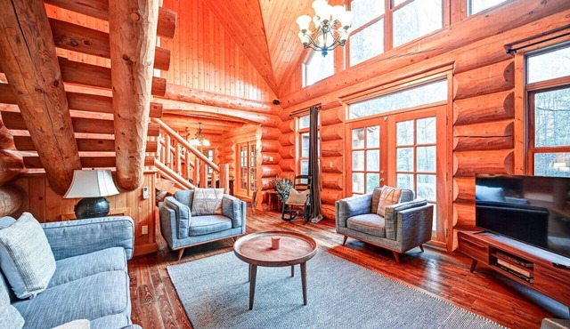 Serenity / Private Hot Tub / Sauna / Ski / Indoor Pool