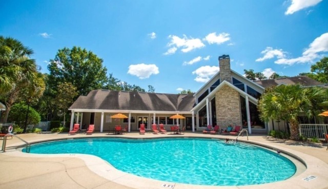 Serenity Retreat @ Celebration Pointe-Cozy, Relaxing and Updated 1 Bedroom Condo