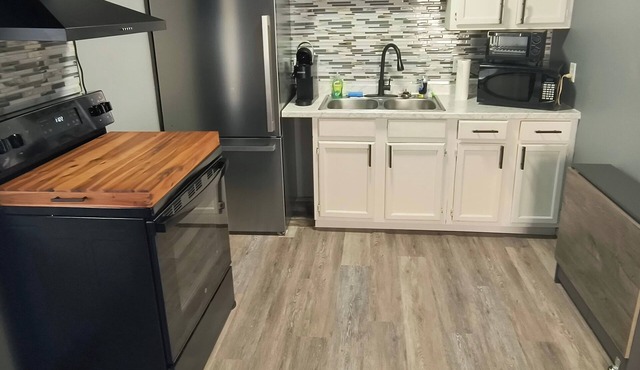 Serenity's Sanctuary in this quiet, peaceful 2 bdr 1 bath bungalow. Pet friendly