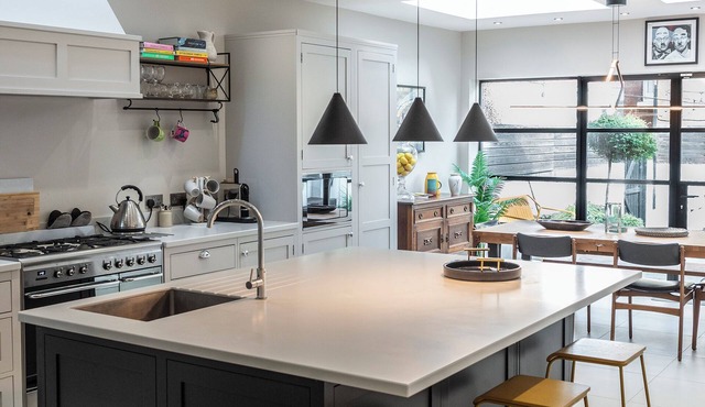 Serenity Sands - Modern 4 bedroom home