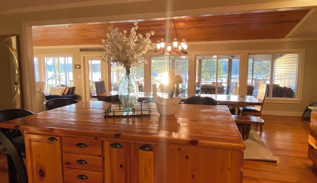 Serenity Shores – 6BR Lakefront Haven